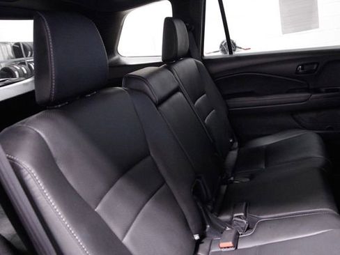 Used 2023 Honda Passport EX-L image 17