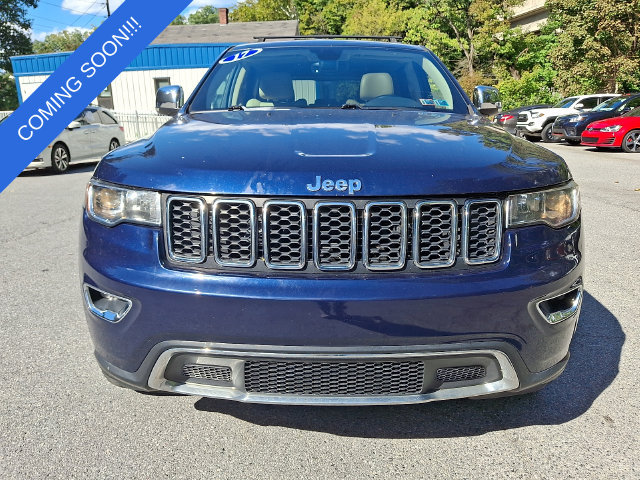 Used 2017 Jeep Grand Cherokee Limited AWD/4WD image 3