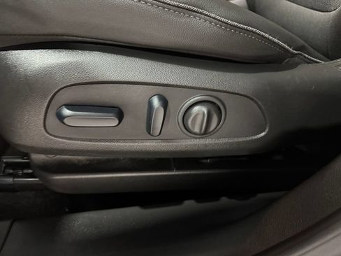 Used 2023 Buick Encore GX Preferred w/ Cold Weather Comfort Package AWD/4WD image 18