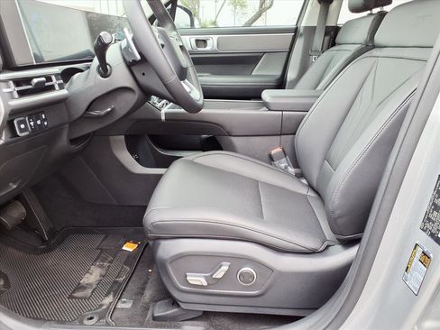 Certified 2025 Hyundai Santa Fe XRT image 22