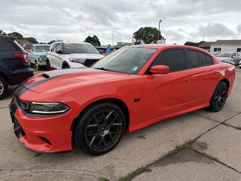 Used 2018 Dodge Charger R/T w/ Plus Group RWD image 1
