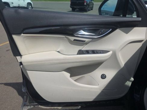 Used 2021 Buick Envision Essence AWD/4WD image 15