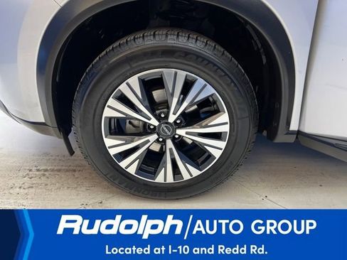Used 2023 Nissan Rogue SV image 25