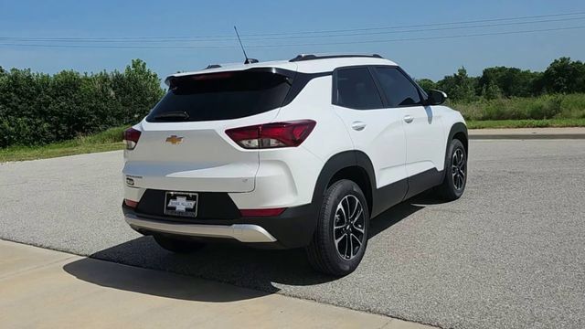 New 2026 Chevrolet TrailBlazer LT FWD image 8