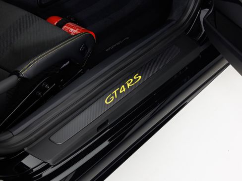 Used 2025 Porsche 718 Cayman GT4 RS image 44