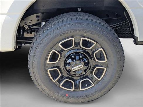 New 2026 Ford F250 Platinum image 9