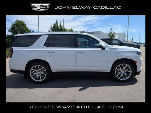 Used 2024 Chevrolet Tahoe High Country AWD/4WD image 7