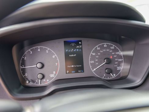 Used 2025 Toyota Corolla LE FWD image 11