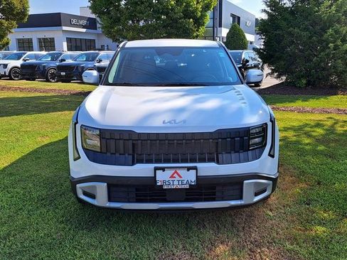 New 2027 Kia Seltos LX FWD image 2