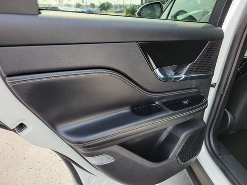 Used 2022 Lincoln Corsair Reserve AWD/4WD image 22