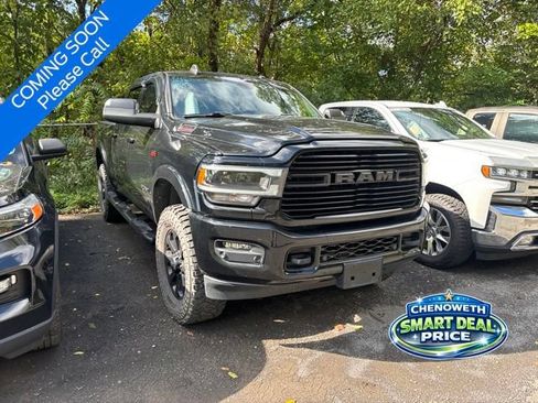 Used 2020 RAM 2500 Laramie w/ Night Edition AWD/4WD image 3