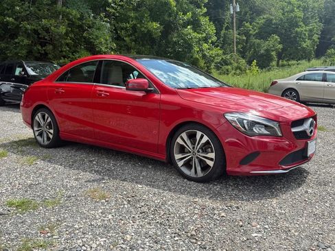 Used 2019 Mercedes-Benz CLA 250 4MATIC image 9