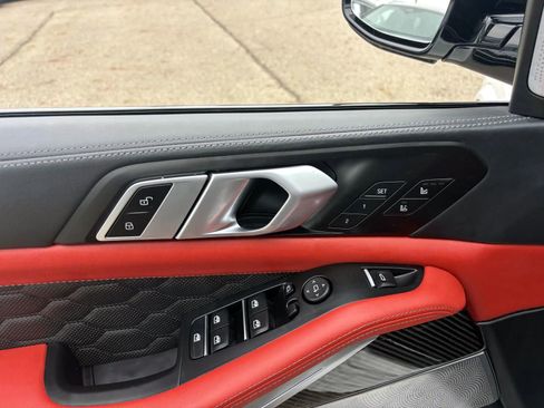 Used 2025 BMW X5 M Competition w/ Executive Package image 12