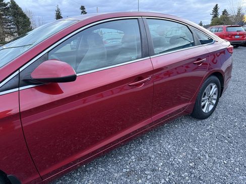 Used 2015 Hyundai Sonata SE FWD image 14