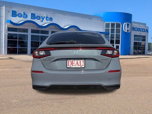 Used 2024 Honda Civic Sport image 6
