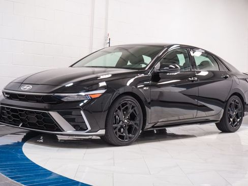 Used 2026 Hyundai Elantra N Line w/ Cargo Package FWD image 4