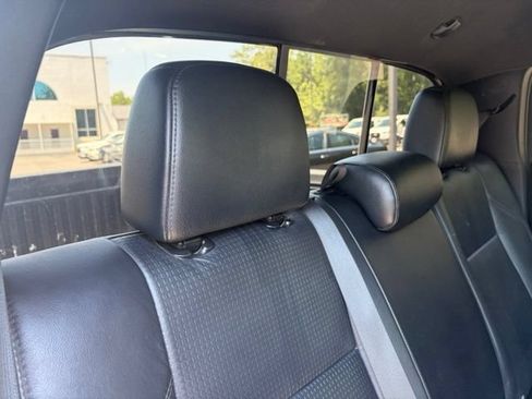 Used 2022 Toyota Tacoma TRD Sport w/ TRD Premium Sport Package AWD/4WD image 24