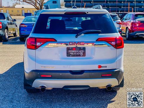 Used 2019 GMC Acadia SLE w/ LPO, Black Accent Package image 7