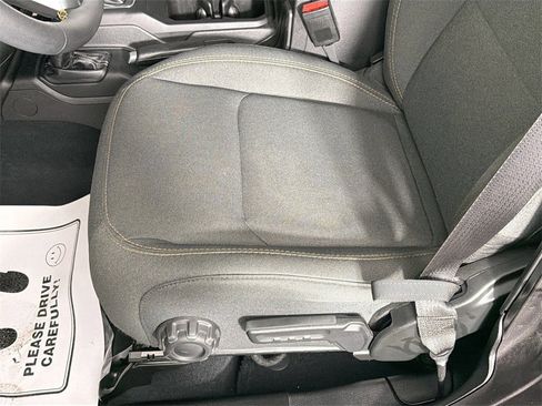 Used 2024 Jeep Wrangler Sahara image 18