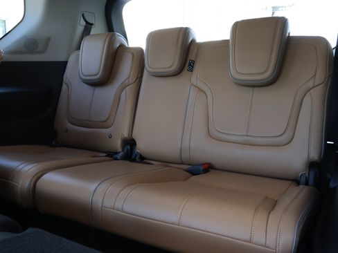 Certified 2025 INFINITI QX80 Sensory w/ Premium Cargo Package image 17