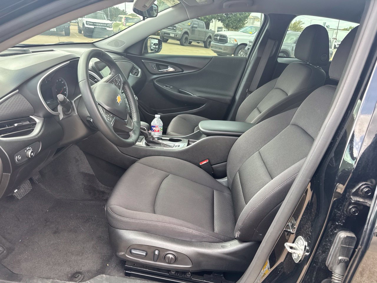 Used 2024 Chevrolet Malibu RS FWD image 7