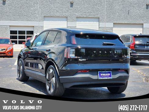 New 2025 Volvo EX30 Plus w/ Protection Package Premier image 4