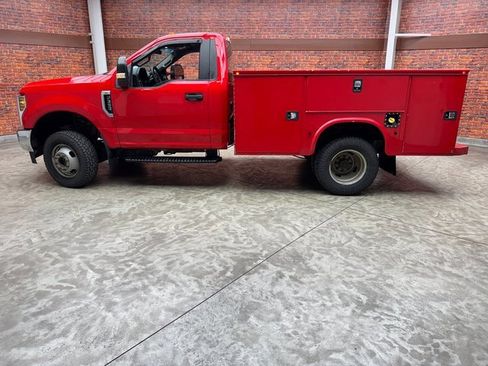 Used 2018 Ford F350 XL w/ Power Equipment Group image 2