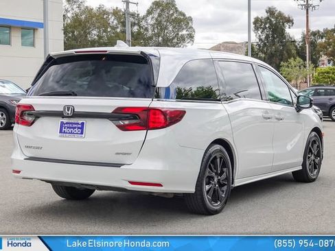 Certified 2024 Honda Odyssey Sport image 9