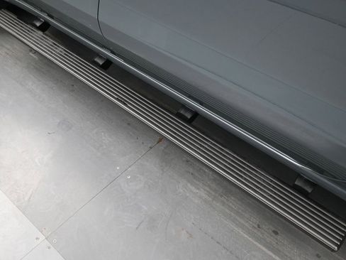 Used 2025 Chevrolet Silverado 1500 LT image 27