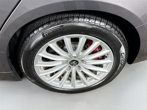 Used 2023 Alfa Romeo Giulia Sprint image 33