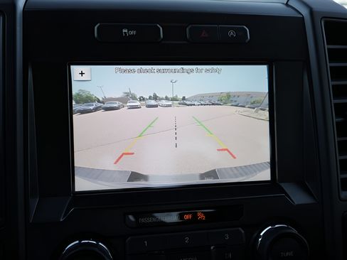 Used 2017 Ford F150 XL w/ Equipment Group 101A Mid AWD/4WD image 37