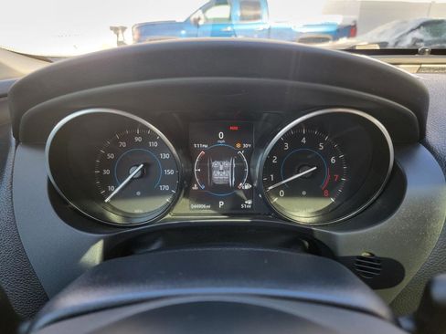 Used 2017 Jaguar XE Prestige image 34