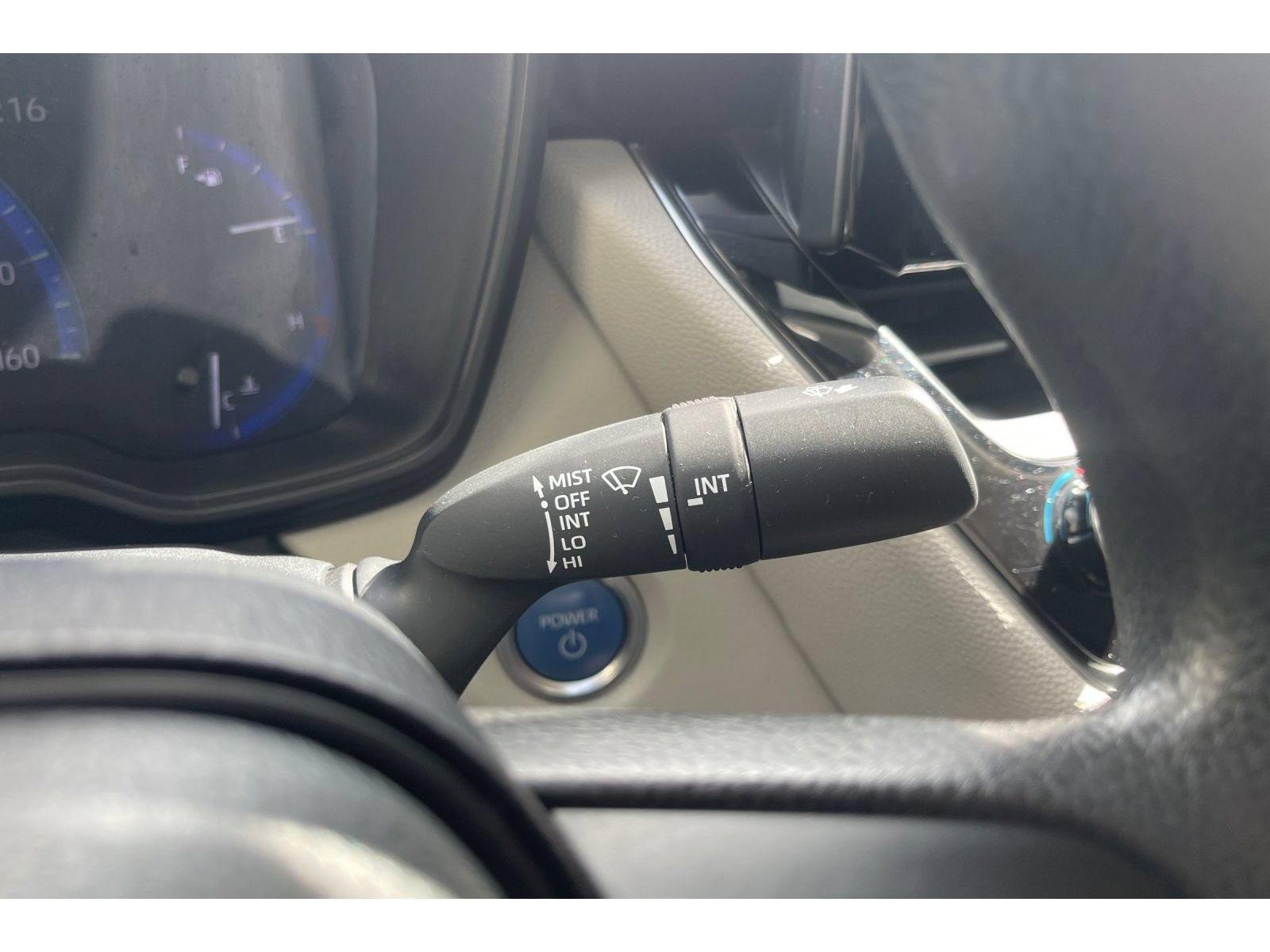 Used 2022 Toyota Corolla LE w/ Carpet Mat Package (TMS) FWD image 35