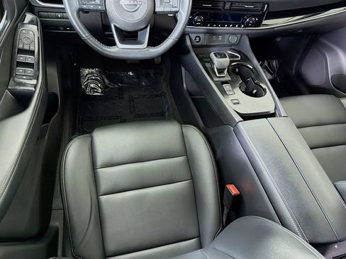 Used 2024 Nissan Rogue SL FWD image 27