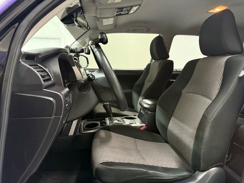 Used 2021 Toyota 4Runner SR5 image 12