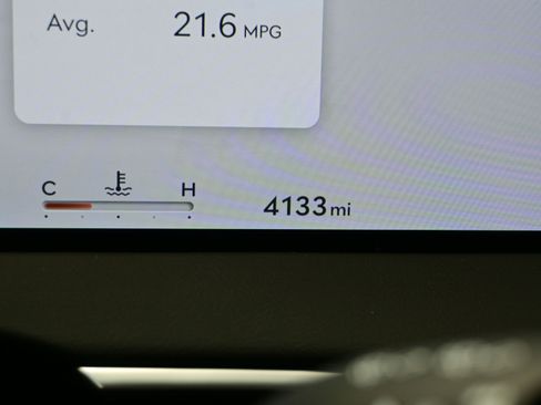 Certified 2026 Genesis GV70 2.5T Select image 26