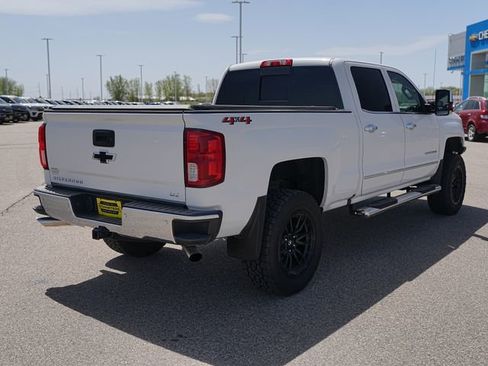 Used 2018 Chevrolet Silverado 1500 LTZ w/ LTZ Plus Package AWD/4WD image 6