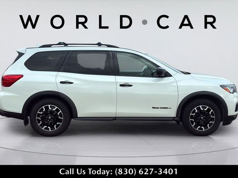 Used 2020 Nissan Pathfinder SL FWD image 15