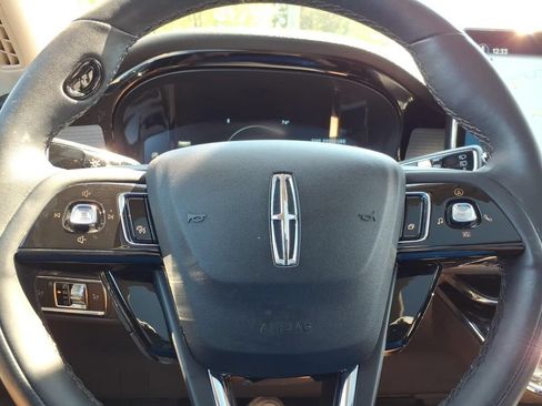 Certified 2024 Lincoln Corsair AWD w/ Equipment Group 101A image 23