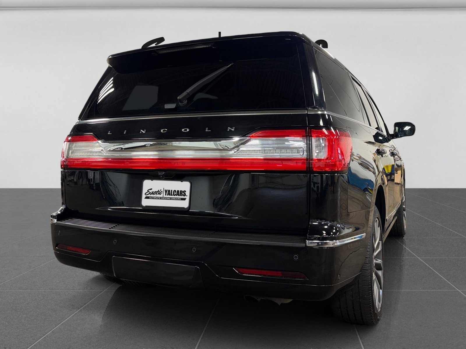 Used 2020 Lincoln Navigator Reserve AWD/4WD image 10