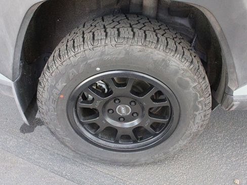 Used 2020 Toyota RAV4 TRD Off-Road w/ TRD Off-Road Weather Package AWD/4WD image 65