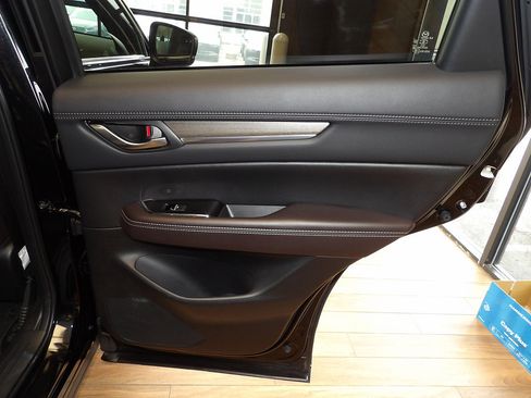 Certified 2025 MAZDA CX-5 Signature AWD/4WD image 16