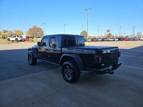 Used 2024 Jeep Gladiator Mojave w/ Convenience Group image 5
