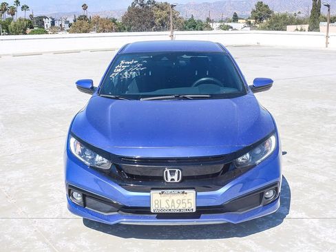 Used 2019 Honda Civic Sport image 2