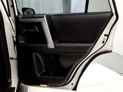 Certified 2022 Toyota 4Runner SR5 image 18