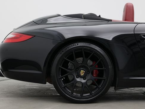 Used 2009 Porsche 911 Carrera S RWD image 8