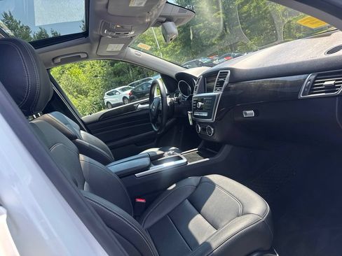 Used 2015 Mercedes-Benz ML 350 4MATIC image 30