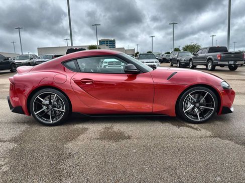 Used 2021 Toyota Supra RWD image 9