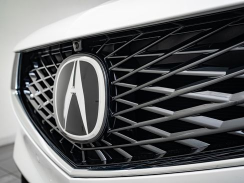 Certified 2025 Acura MDX SH-AWD w/ Advance Package image 3