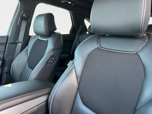 Used 2024 Genesis GV70 2.5T w/ Sport Prestige Package image 22